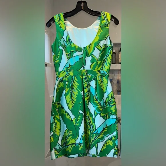 New with tags Vineyard Vines Crystal Blue Leaf Print Dress - Picture 2 of 7